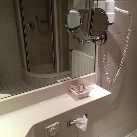 Gaestehaus Wild Nuernberg-west 2*