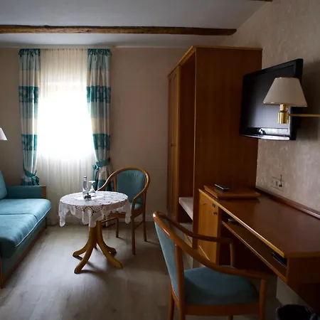 Inn Gaestehaus Wild Nuernberg-west