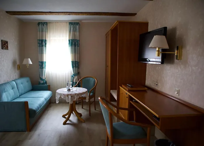 אורחן Gaestehaus Wild Nuernberg-west